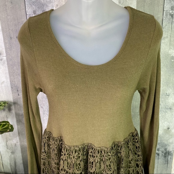 ENTRO Army Green Crochet Lace Dress Size Small - Picture 2 of 9